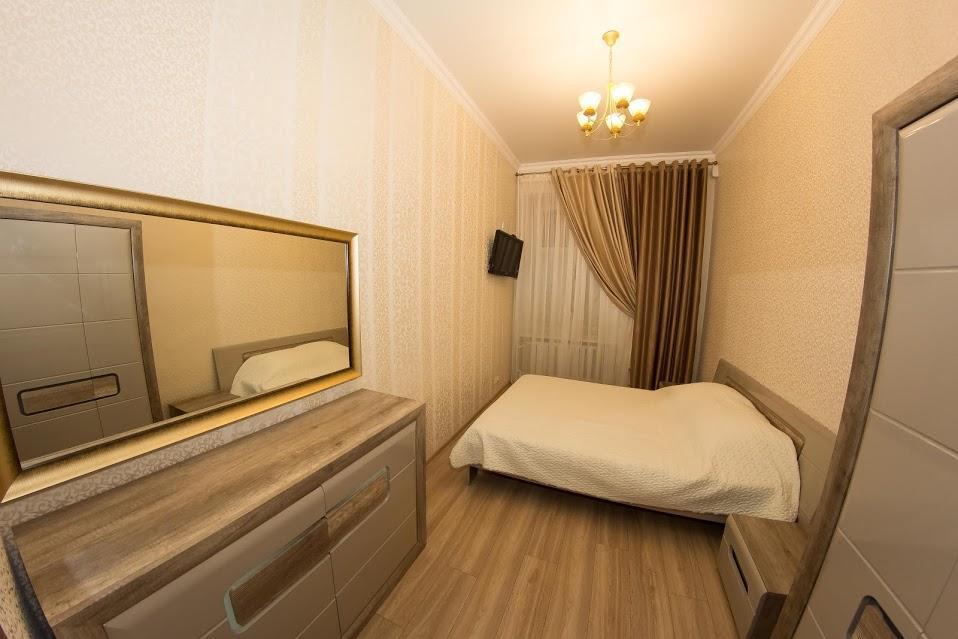 Center, Apartment On Deribasovskaya 10 敖德萨 外观 照片