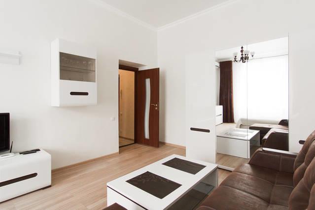 Center, Apartment On Deribasovskaya 10 敖德萨 外观 照片